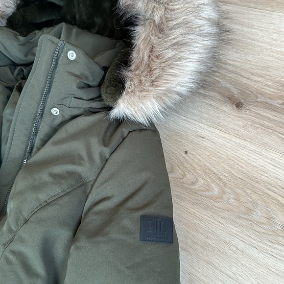 Ralph Lauren Women's Parka with Faux Fur Trim Loden size small - Picture 5 of 8